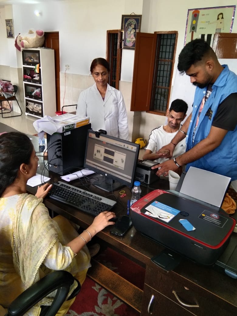 UIDAI Organizes Aadhaar Update Camps at Juvenile Home and Pingalwada Society